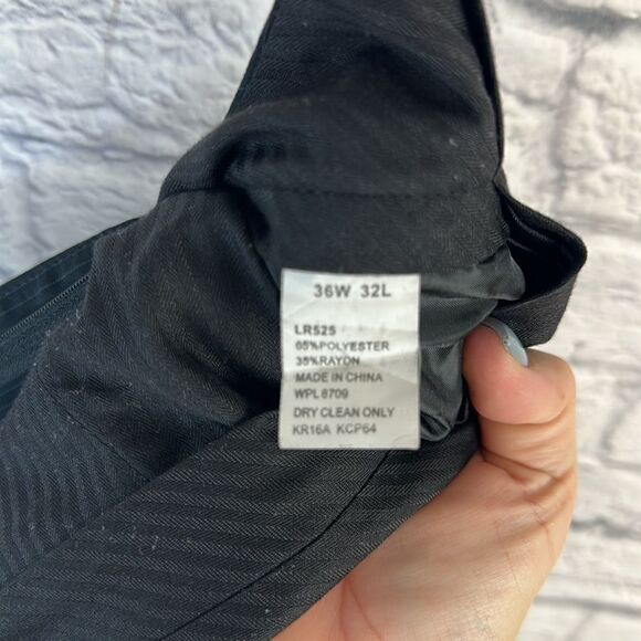 Kenneth Cole Reaction Black Pinstripe Pants Slacks Men’s Size 36x32 - Picture 8 of 8